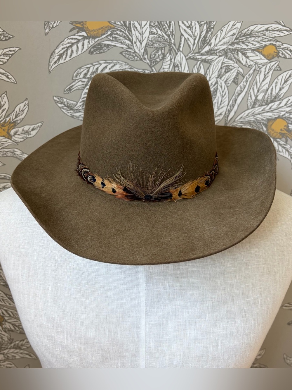 Stetson 4x Buffalo Felt Weather Resistant Hat Handmade USA 60 cm/ 7 1/2 Feather